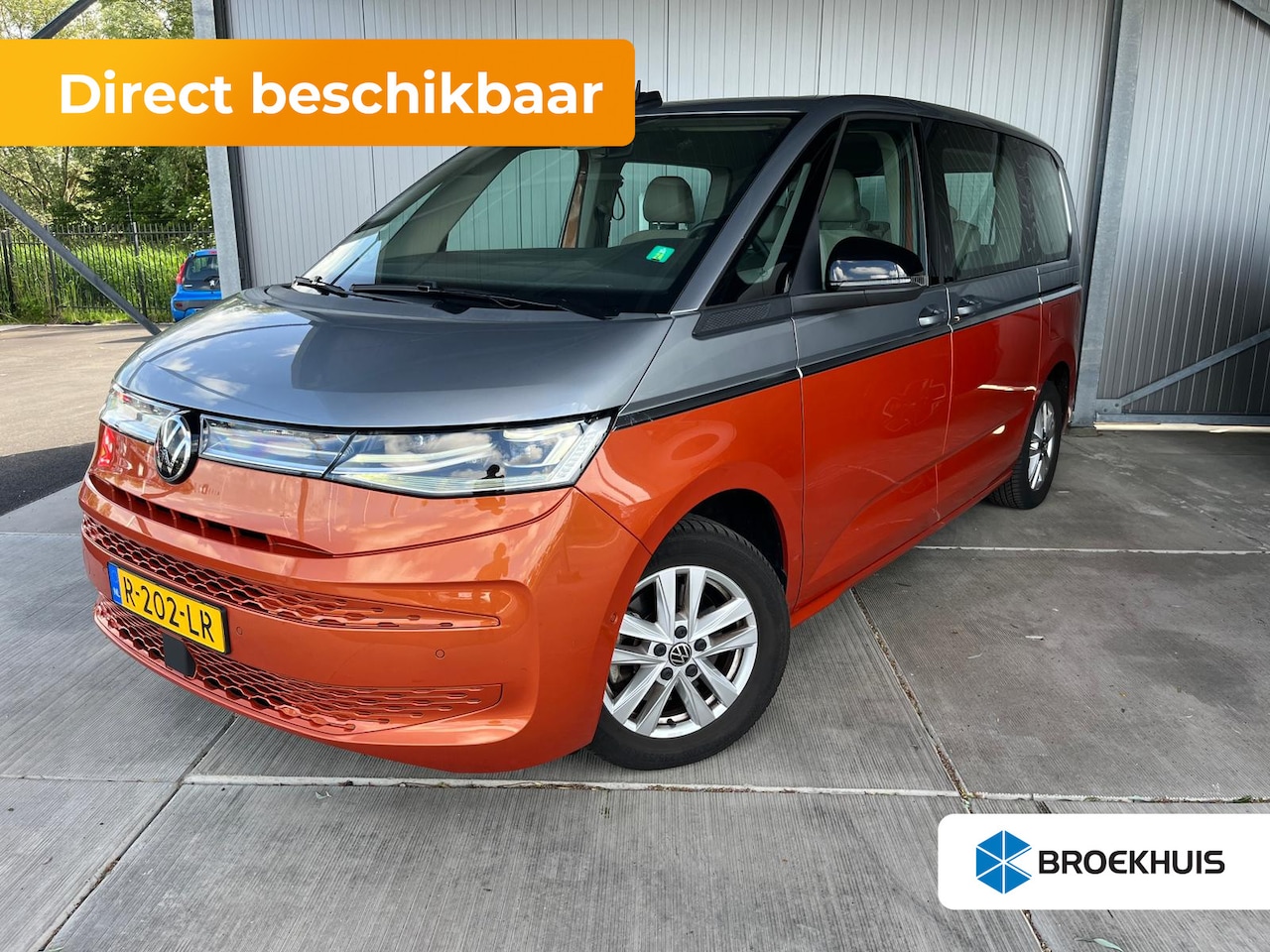 Volkswagen Multivan - 1.4 eHybrid L1H1 Style 218pk DSG/AUTO | Panoramadak | Stoelverwarming | Elektrische schuif - AutoWereld.nl