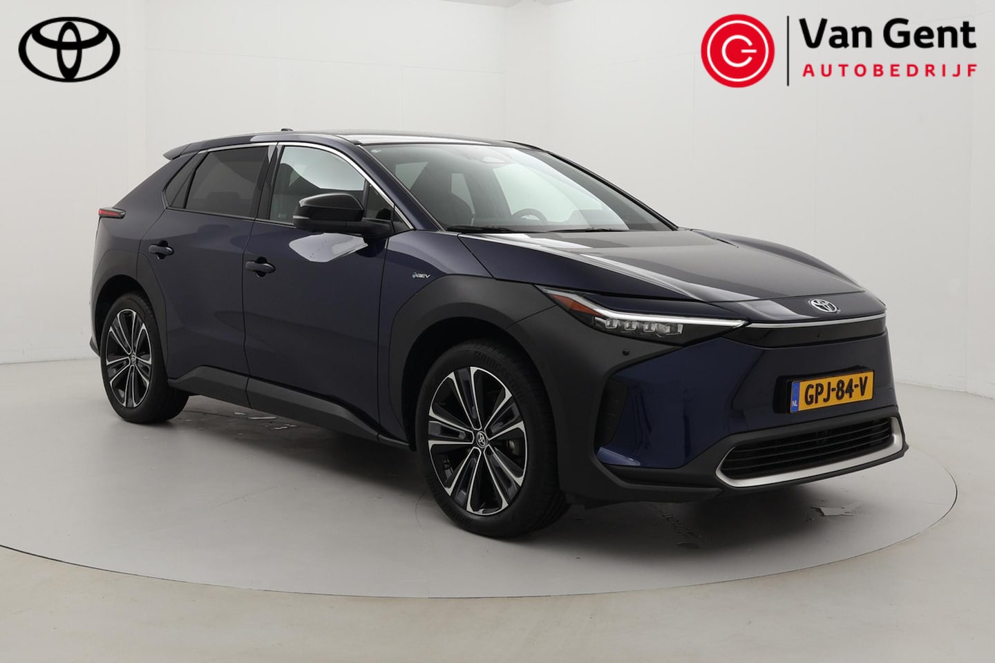 Toyota bZ4X - Premium 4WD 71 kWh | Trekhaak | Warmtepomp | 20 inch | 360 camera | Matrix LED | JBL | Dod - AutoWereld.nl
