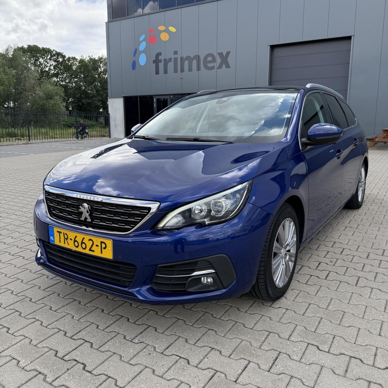 Peugeot 308 SW - 1.2 Allure 2018 | Pano | Camera | NW APK! - AutoWereld.nl