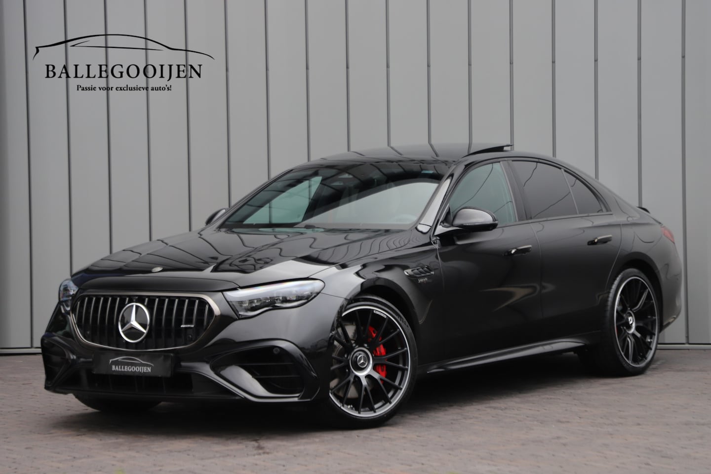 Mercedes-Benz E-klasse - AMG 53 4MATIC+ | 612PK | Hyperscreen | Head-up | Burmester 4D | Sfeerverl. | Pano | Keyles - AutoWereld.nl