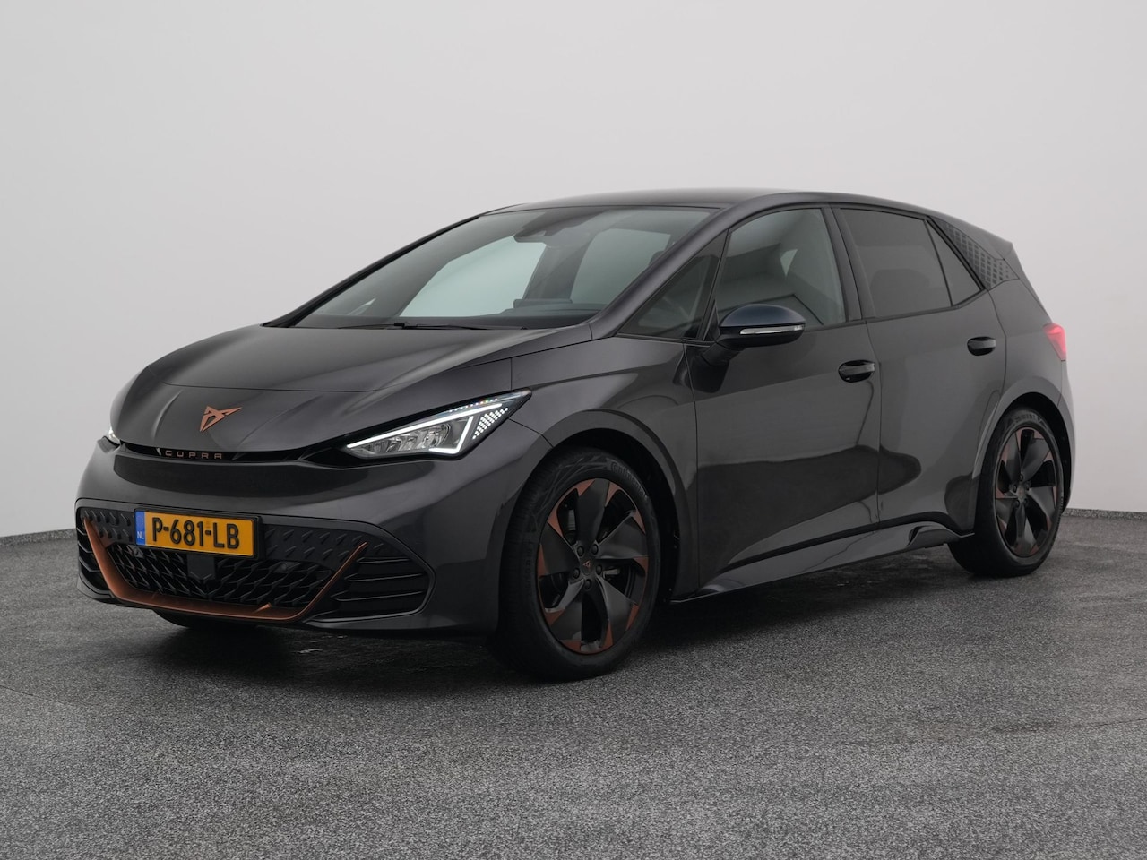 CUPRA Born - Adrenaline One 62 kWh | CAMERA | ADAPTIVE | STOEL- EN STUURVERW. - AutoWereld.nl