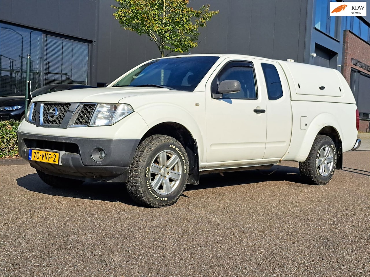 Nissan Navara - 2.5 dCi SE King Cab EXPORT - AutoWereld.nl
