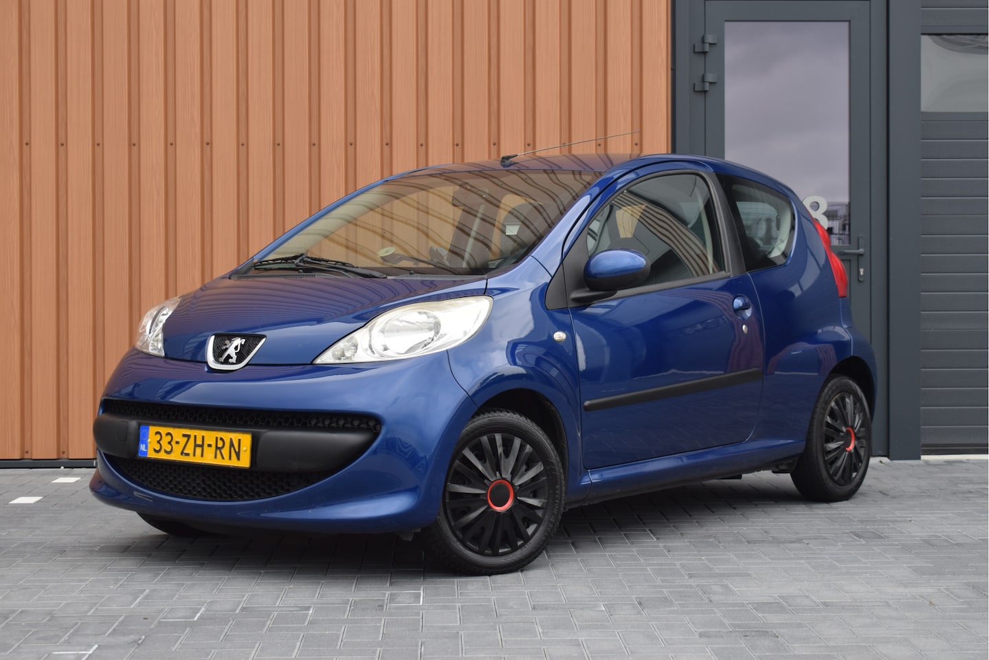Peugeot 107 - 1.0-12V XS 1.0-12V XS - Nieuwe APK - AutoWereld.nl