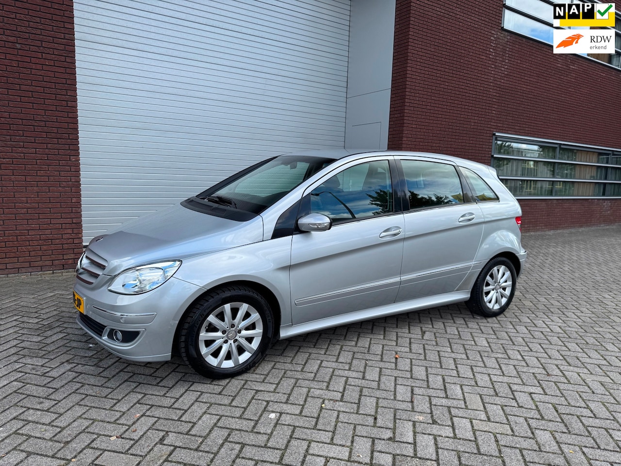 Mercedes-Benz B-klasse - 200 Automaat Airco Isofix Afn Trekhaak 2e Eig - AutoWereld.nl