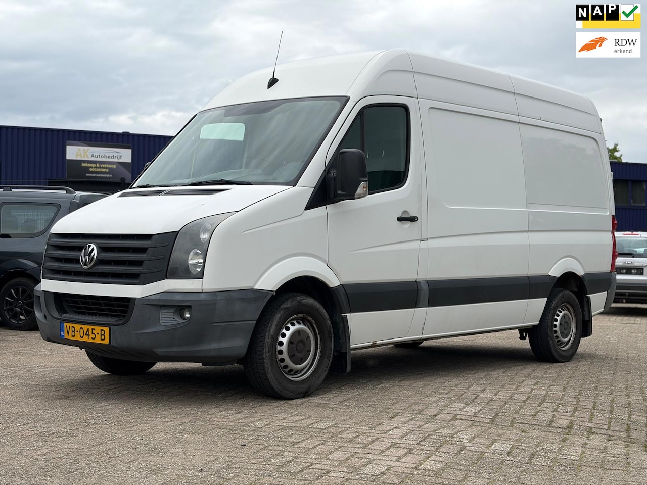 Volkswagen Crafter - 35 2.0 TDI L2H2 BM 35 2.0 TDI L2H2 BM Export - AutoWereld.nl