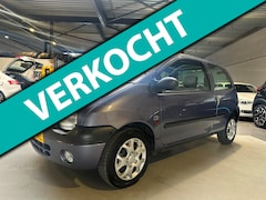 Renault Twingo - 1.2 Air/1e eigenaar/Panoramadak/Apk nieuw bij aflevering