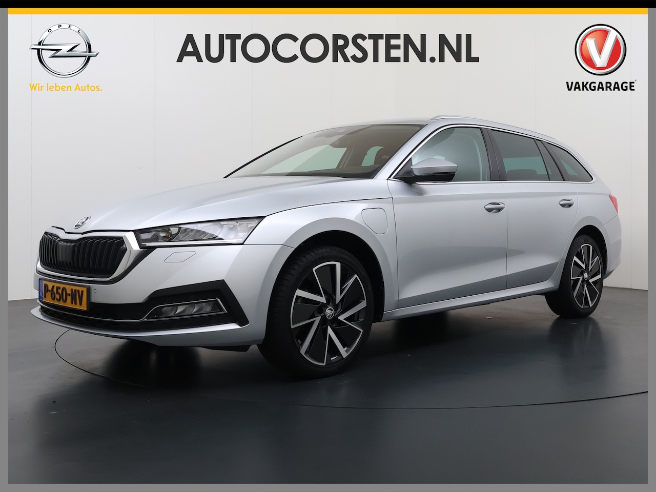 Skoda Octavia Combi - 1.4TSI 245PK Automaat iV PHEV Hybride Adap.Cruise Stoelverwarming Navi 3-Zone Ecc Apple Ca - AutoWereld.nl