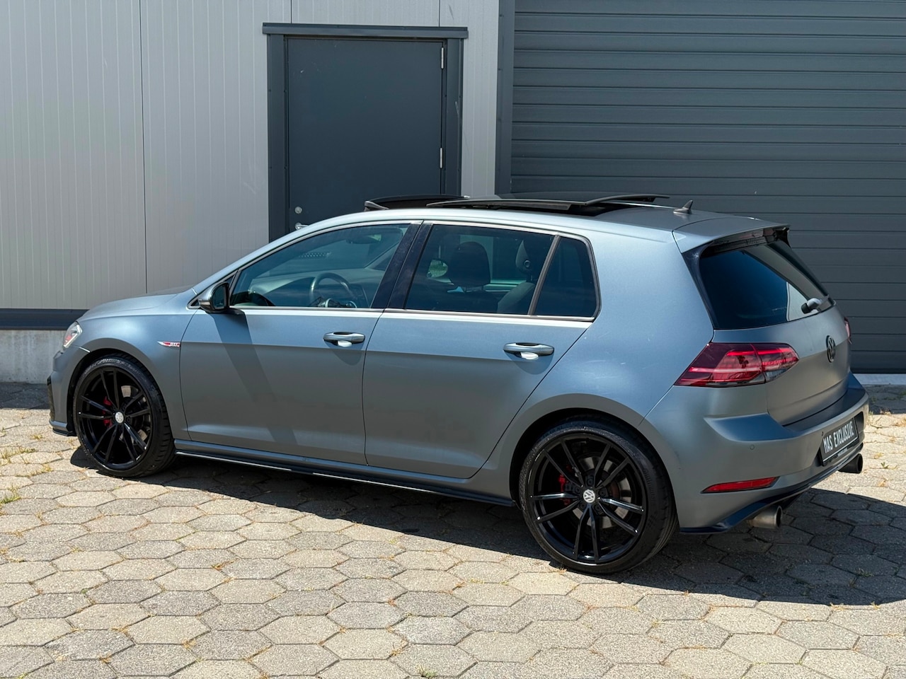 Volkswagen Golf - 2.0 TSI GTI Performance DSG, Pano, Lane Assist ect! - AutoWereld.nl