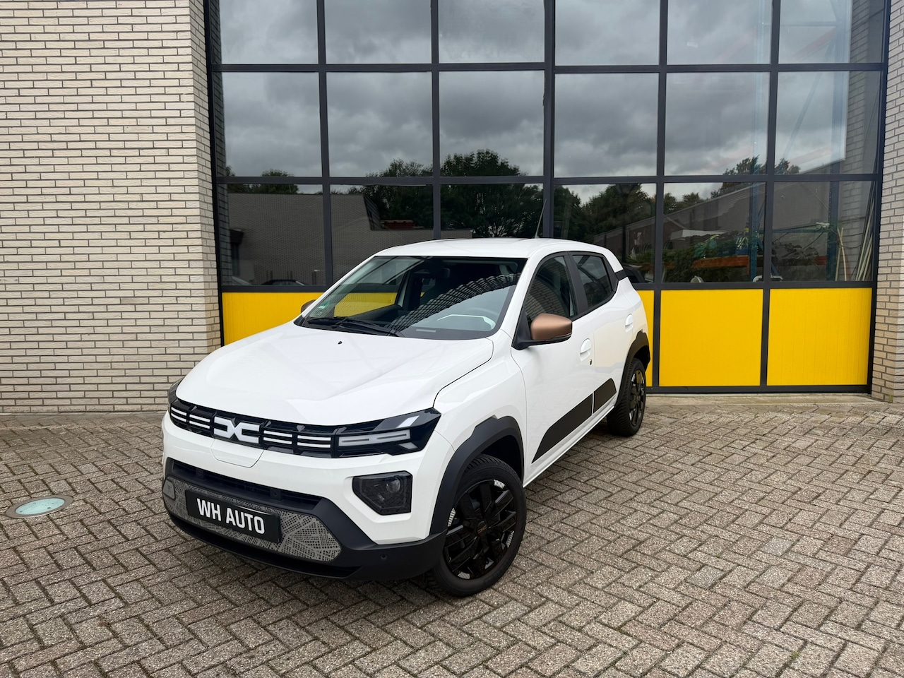 Dacia Spring - Extreme 65 26.8 kWh Full Option!!! - AutoWereld.nl