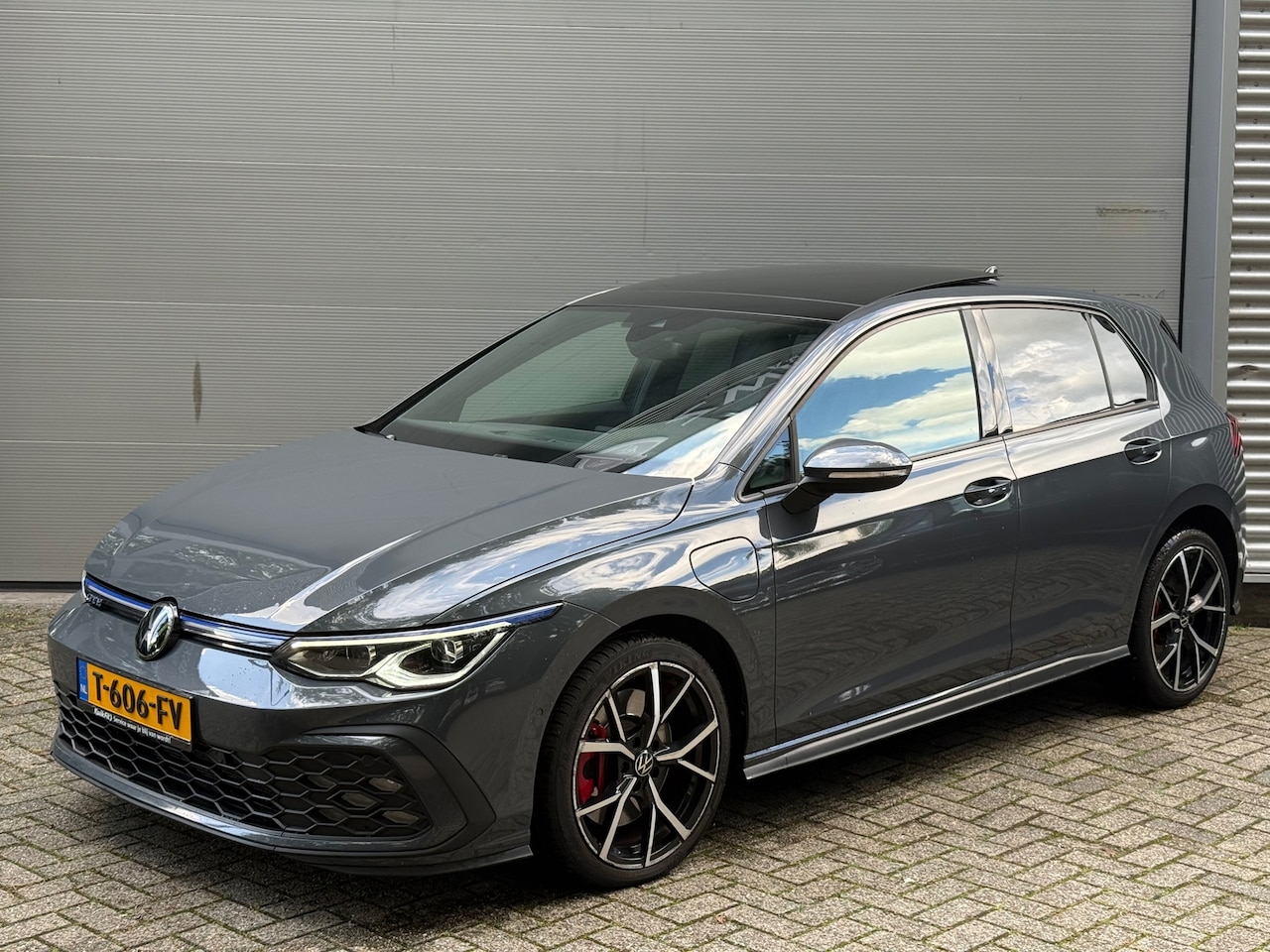 Volkswagen Golf - 1.4 eHybrid GTE l Pano l Volleder l ACC l IQ Light l Vol opties l - AutoWereld.nl