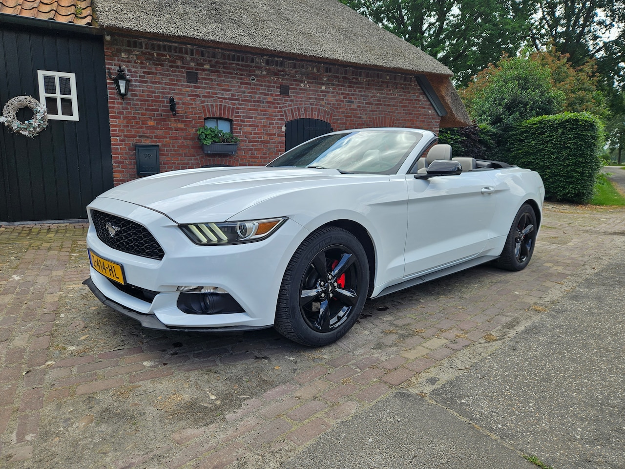 Ford Mustang - california special 2.3 zeer mooi ! full option! - AutoWereld.nl
