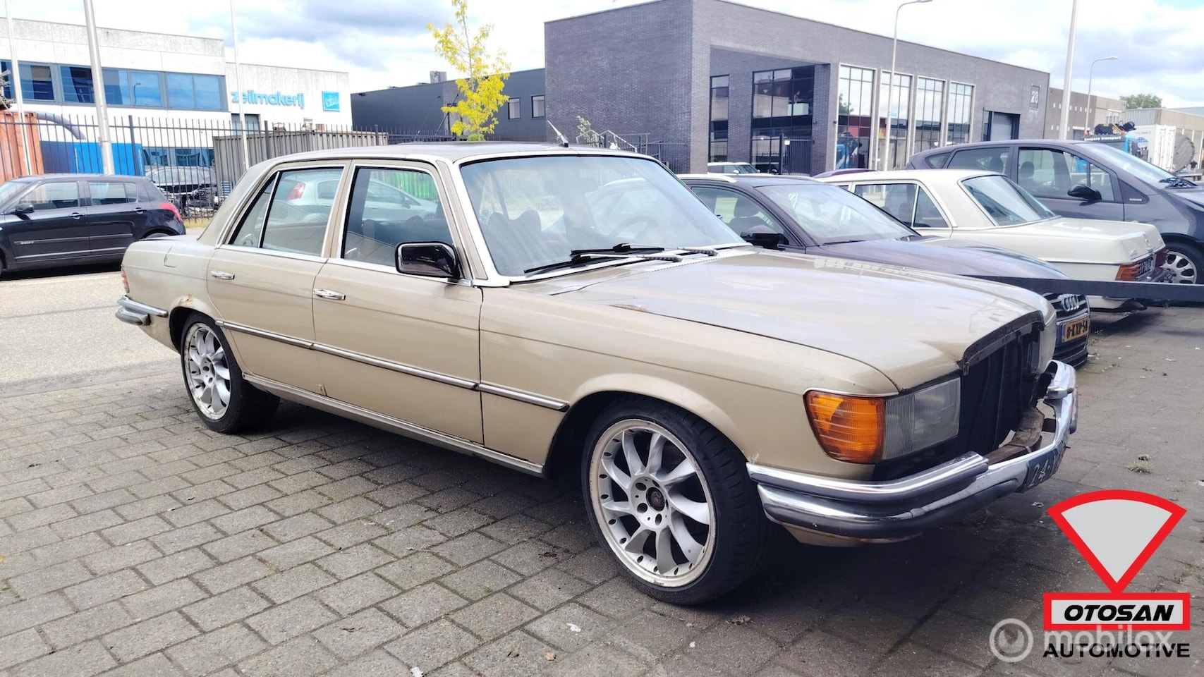 Mercedes-Benz 230 - 280S lang AUTOMAAT OLDTIMER - AutoWereld.nl