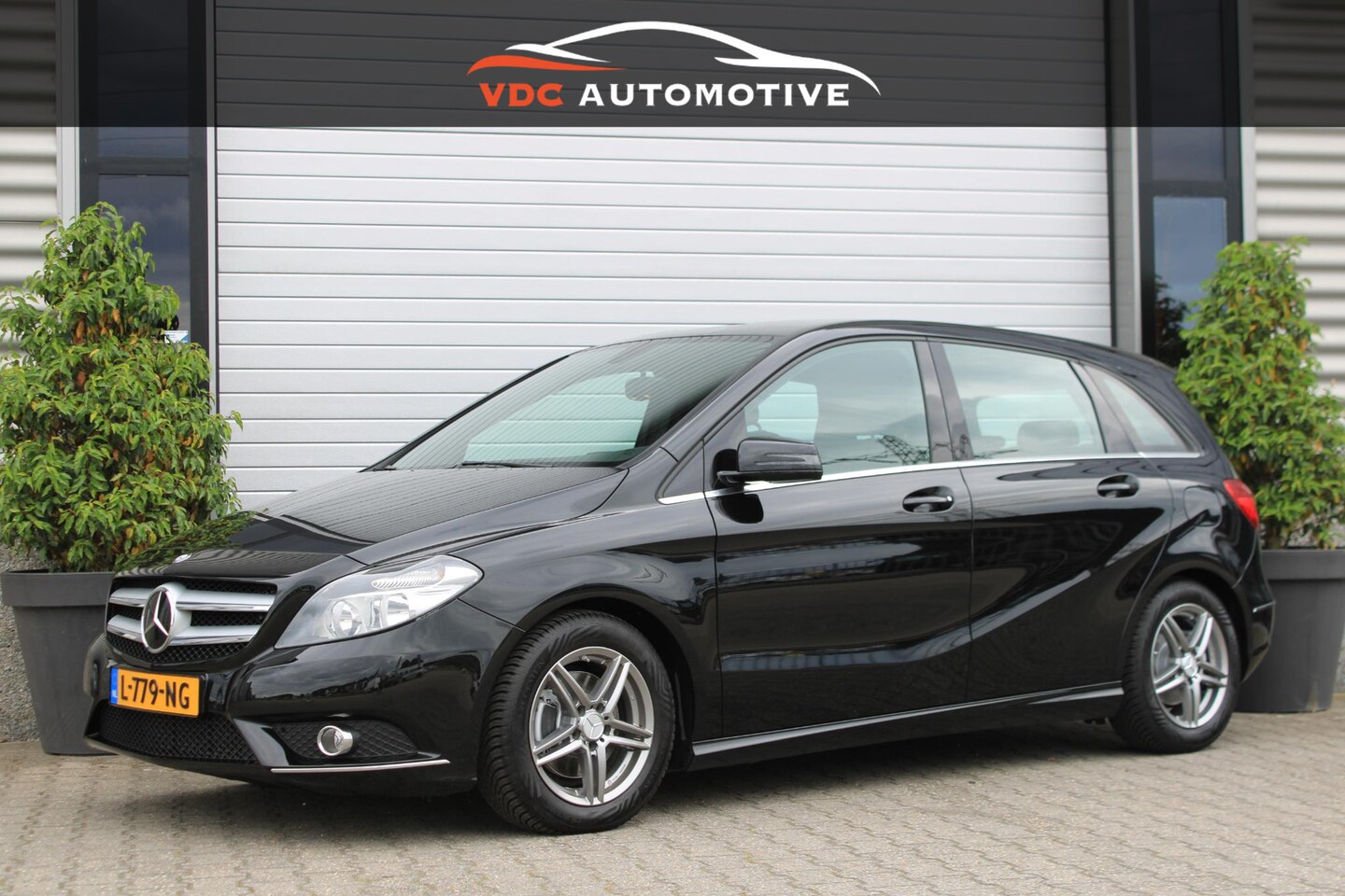 Mercedes-Benz B-klasse - 180 Trekhaak | Sportpakket | Stoelverwarming | Sportpakket | Navi | Zitcomfortpakket | Hog - AutoWereld.nl