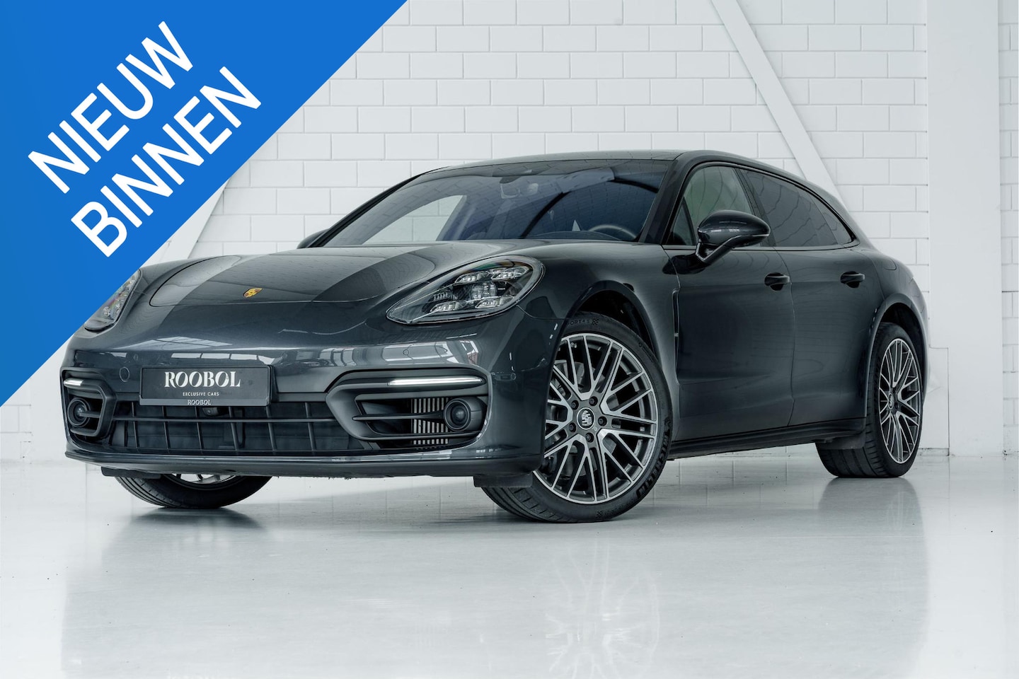 Porsche Panamera Sport Turismo - 2.9 4 E-Hybrid Platinum Edition | Turbo Design Velgen | Head-Up Display | Massage | - AutoWereld.nl