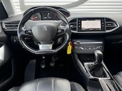 Peugeot 308 SW - 1.2 PureTech Blue Lease Executive 2e Eigenaar|Navi|Clima|Cruise|Pano|Trekhaak|Carplay|PDC