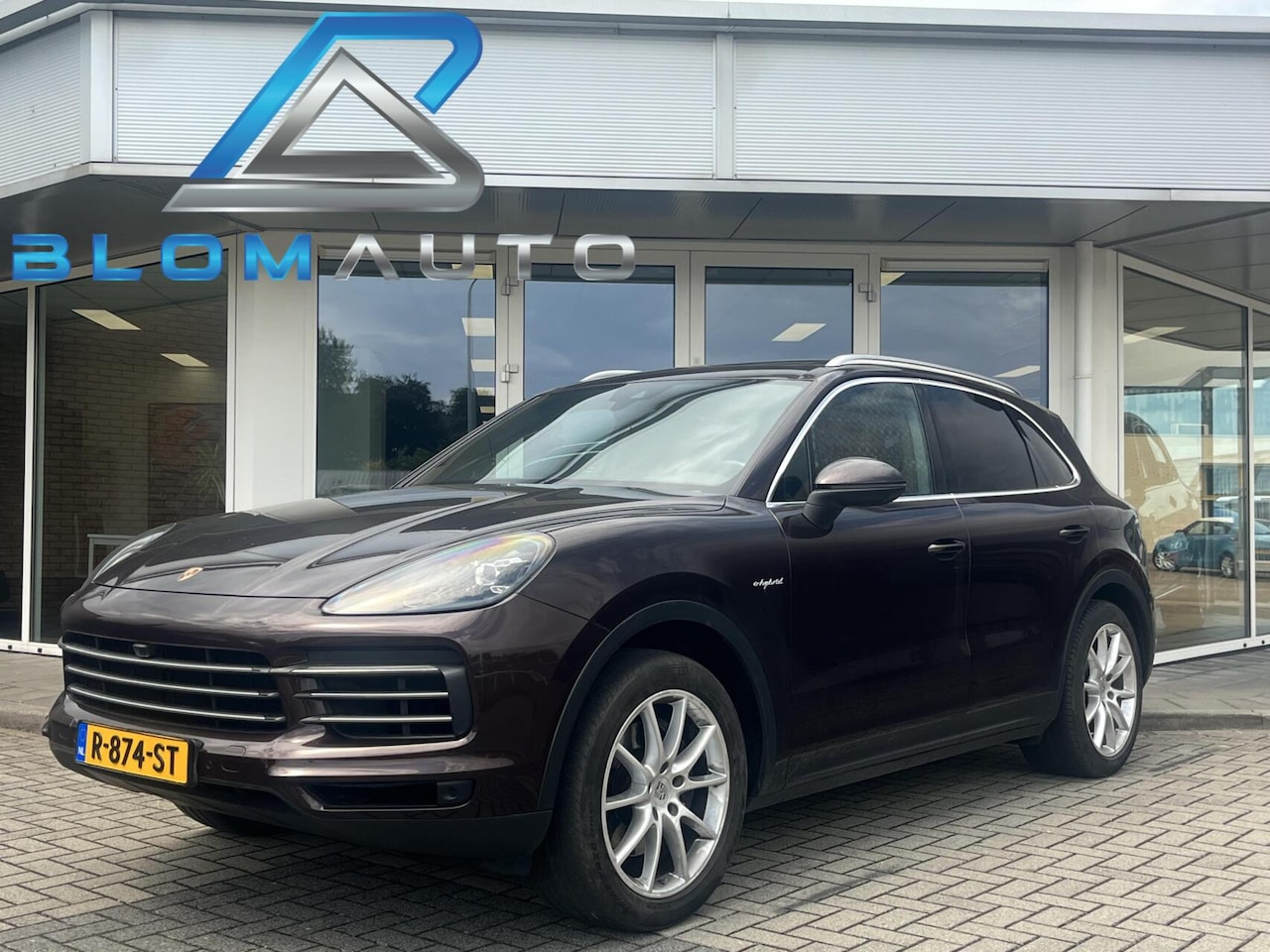 Porsche Cayenne - 3.0 E-Hybrid 463PK PANO+CARPLAY+HRONO+TREKH - AutoWereld.nl