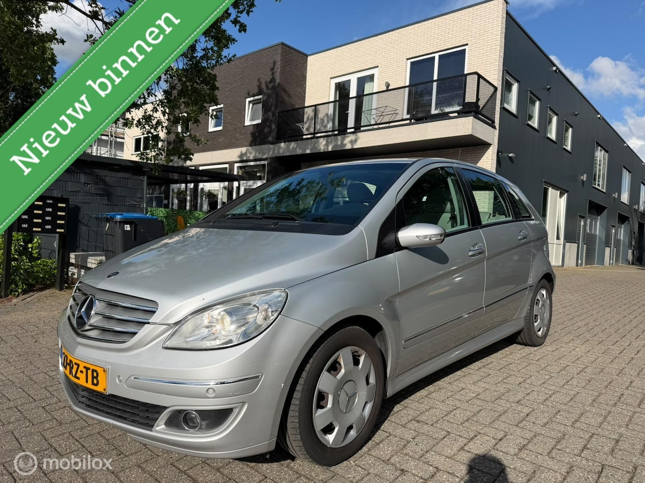 Mercedes-Benz B-klasse - 200|Automaat|Carplay|Pdc|Pano|Ruime apk - AutoWereld.nl