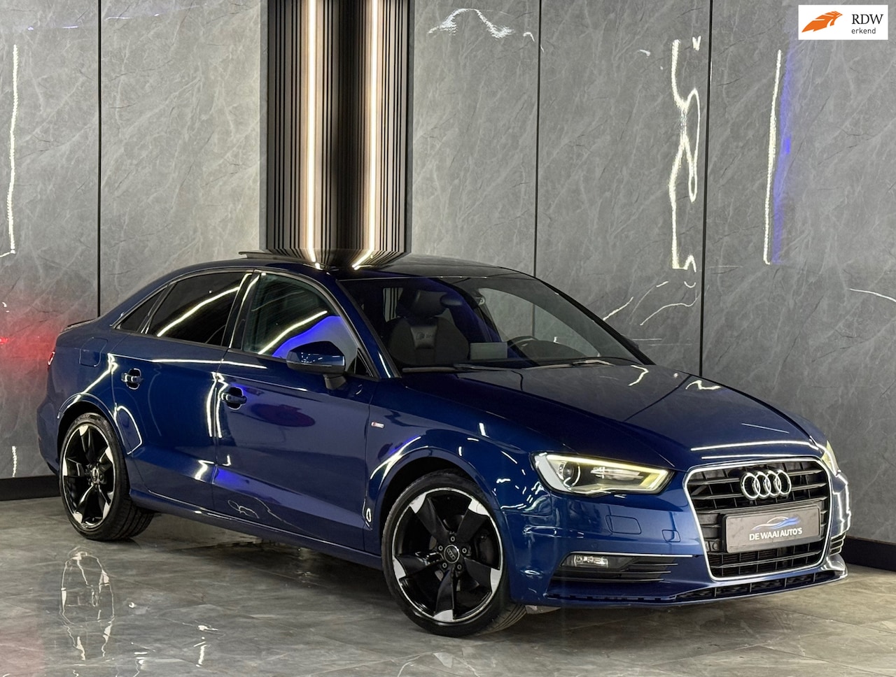 Audi A3 Limousine - 2.0 TDI S-Line |Pano|Automaat|Blind Spot|Half Leer|Keyless Entry/Start|Stoelverw|LED|Boekj - AutoWereld.nl
