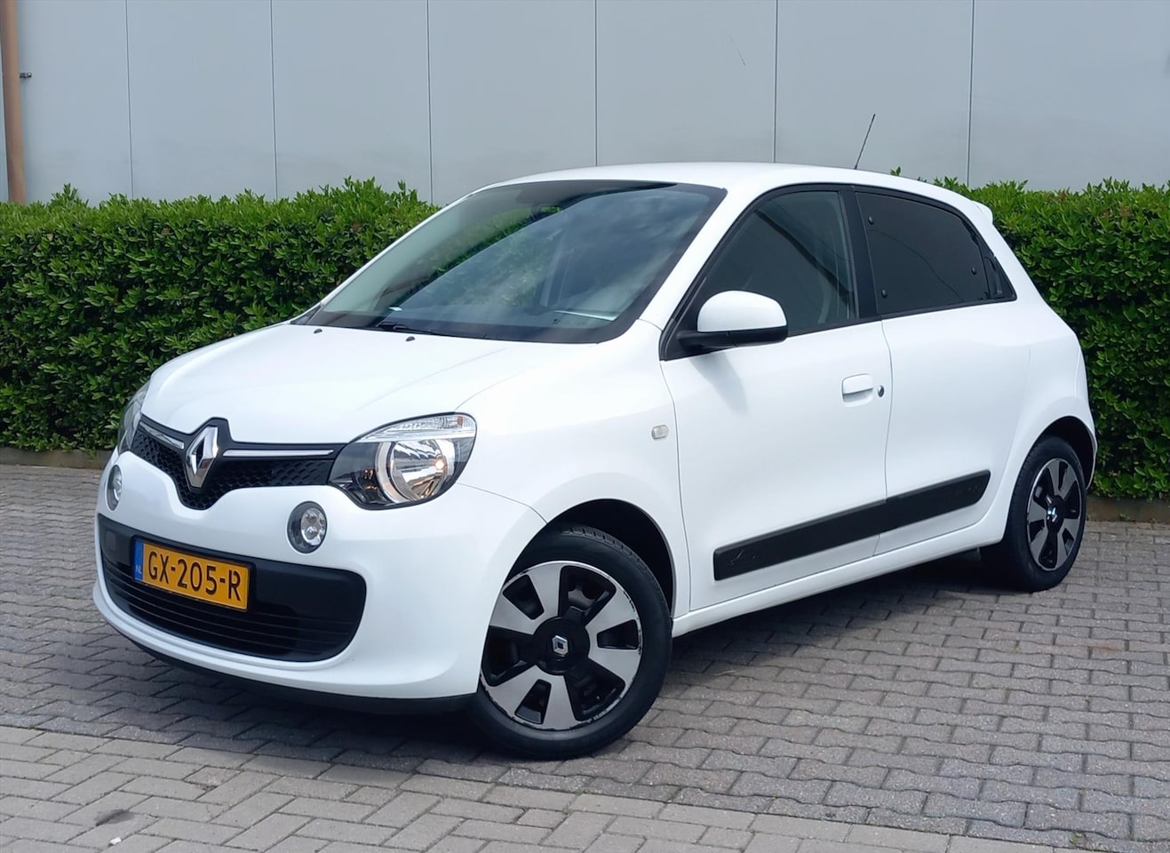 Renault Twingo - 1.0 SCe 70pk S&S Expression Airco - AutoWereld.nl
