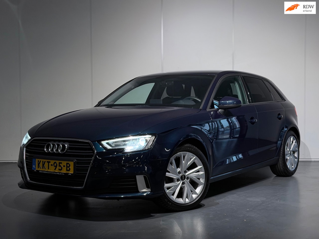Audi A3 Sportback - 1.5 TFSI CoD S-Tronic /Clima/Cruise/PDC/CarPlay/LED/LMV - AutoWereld.nl
