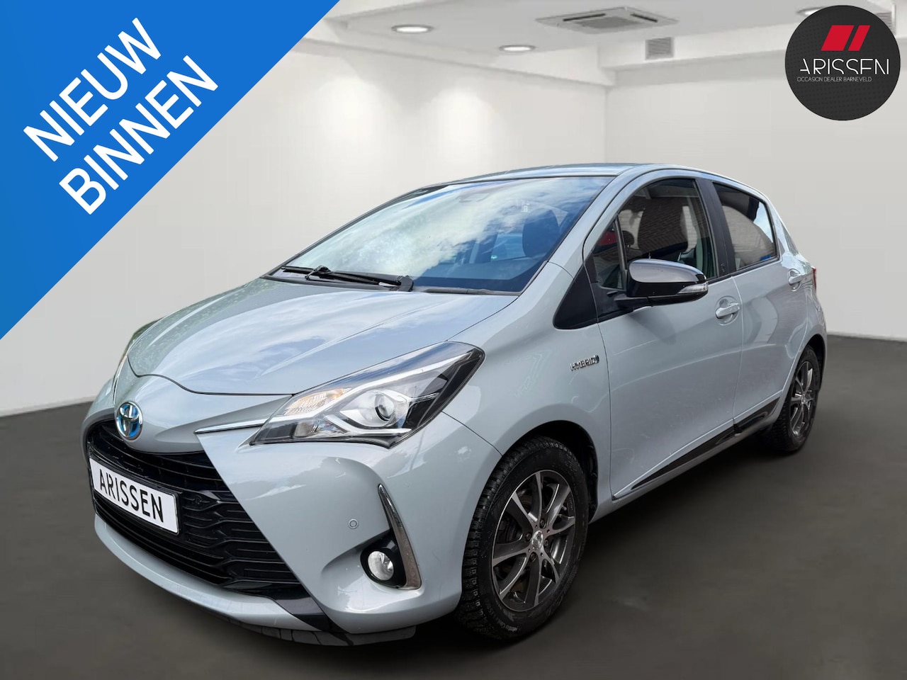 Toyota Yaris - 1.5 Hybrid Active 1.5 Hybrid Active - AutoWereld.nl