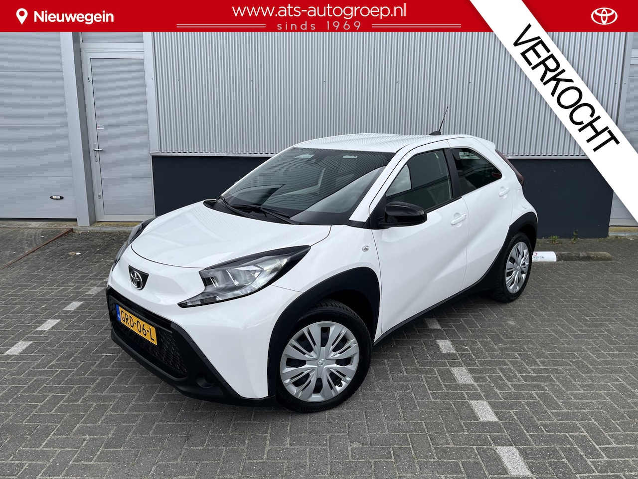 Toyota Aygo X - 1.0 VVT-i S-CVT Play Automaat, Org NL en 1e Eigenaar - AutoWereld.nl