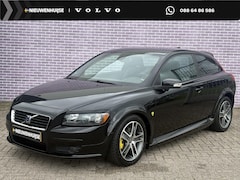 Volvo C30 - 2.4i Summum | 5 cilinder | Stoelverwarming | Exterieur styling | Spoiler | Sport Chassis |