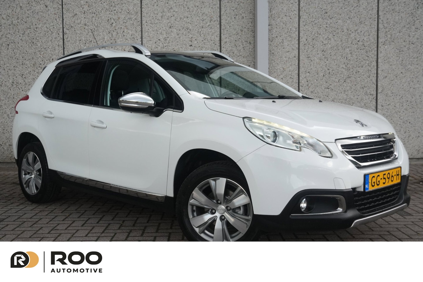 Peugeot 2008 - 1.2 Allure Automaat, Nieuwe APK, Panoramadak, Trekhaak Cruise, Clima, Pack Premium Plus - AutoWereld.nl