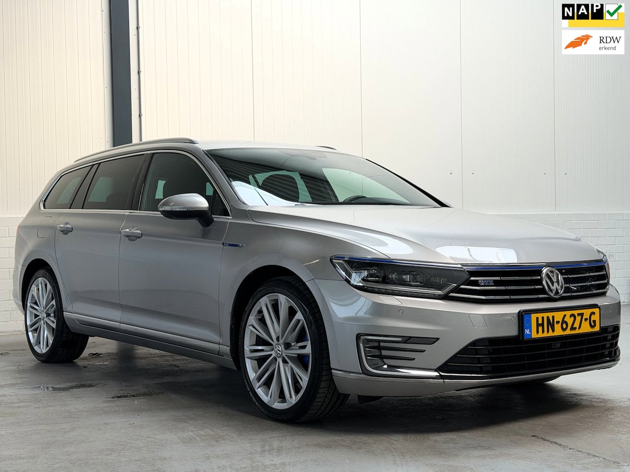 Volkswagen Passat Variant - 1.4 TSI GTE Highline|Virtual|Leder|Memory|360 camera|Trekhaak - AutoWereld.nl