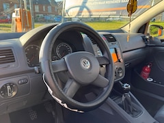 Volkswagen Golf - 1.4 Trendline