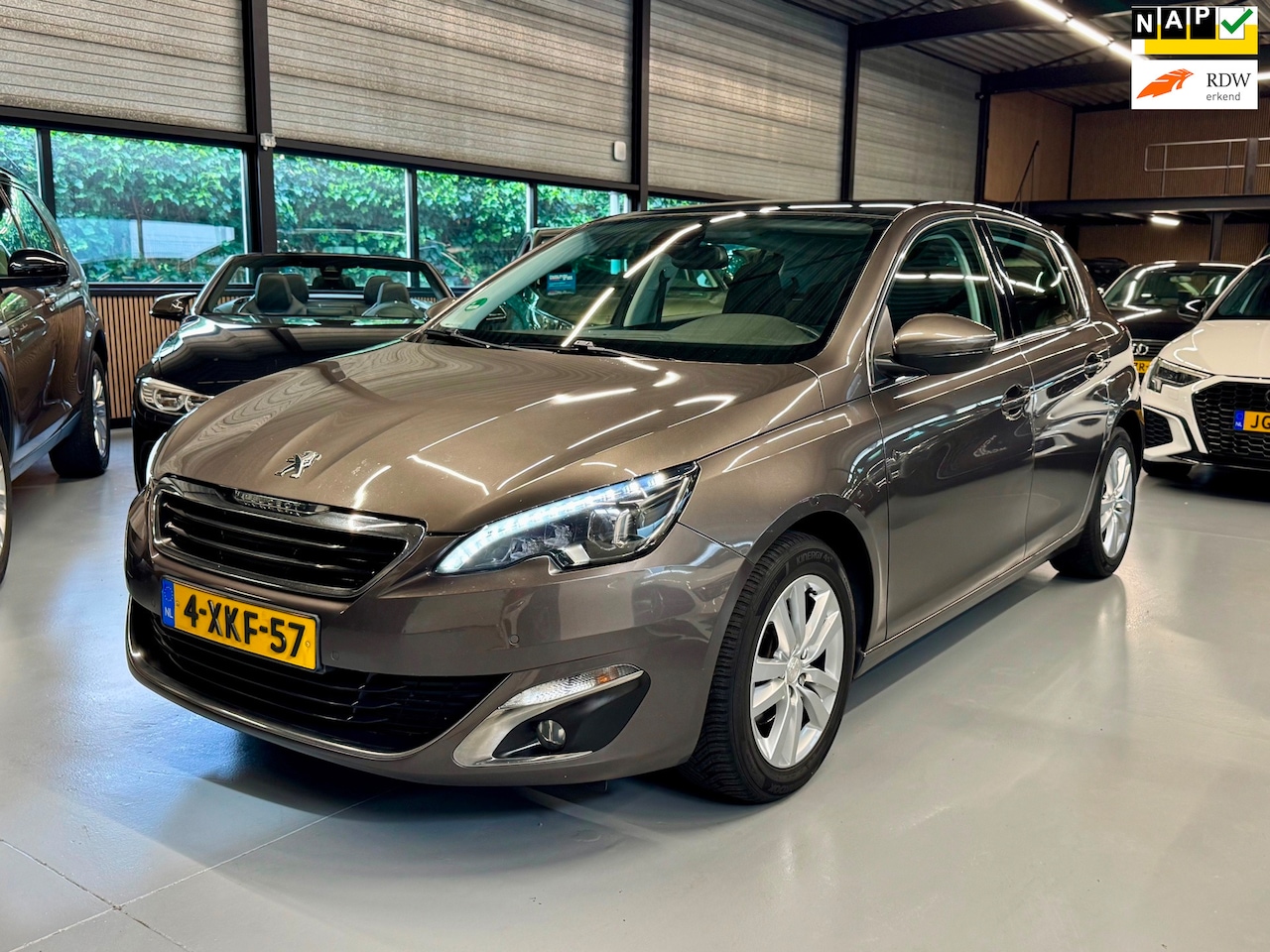 Peugeot 308 - 1.6 BlueHDi Blue Lease Executive Pano/Navi/Xenon - AutoWereld.nl