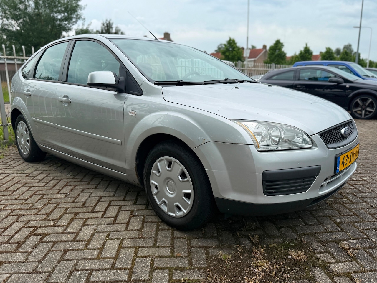 Ford Focus - 1.6-16V Trend | Airco | Cruise | Trekhaak | Nieuw APK - AutoWereld.nl