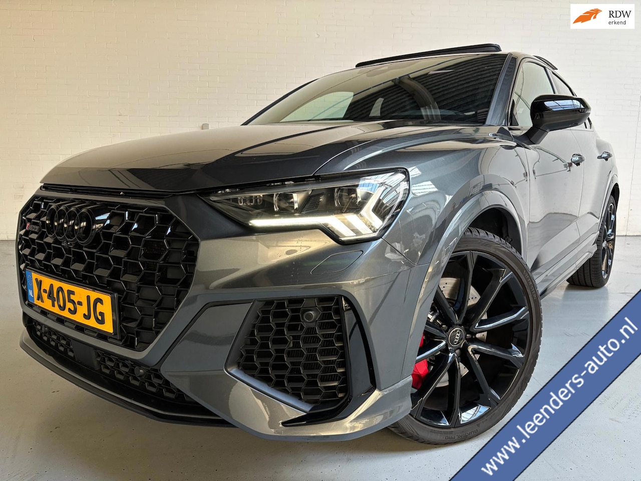Audi RSQ3 Sportback - Automaat 2.5 TFSI 400PK Quattro Daytona Grey, Black Pakket, Alcantara/Half Leder, Schuifda - AutoWereld.nl