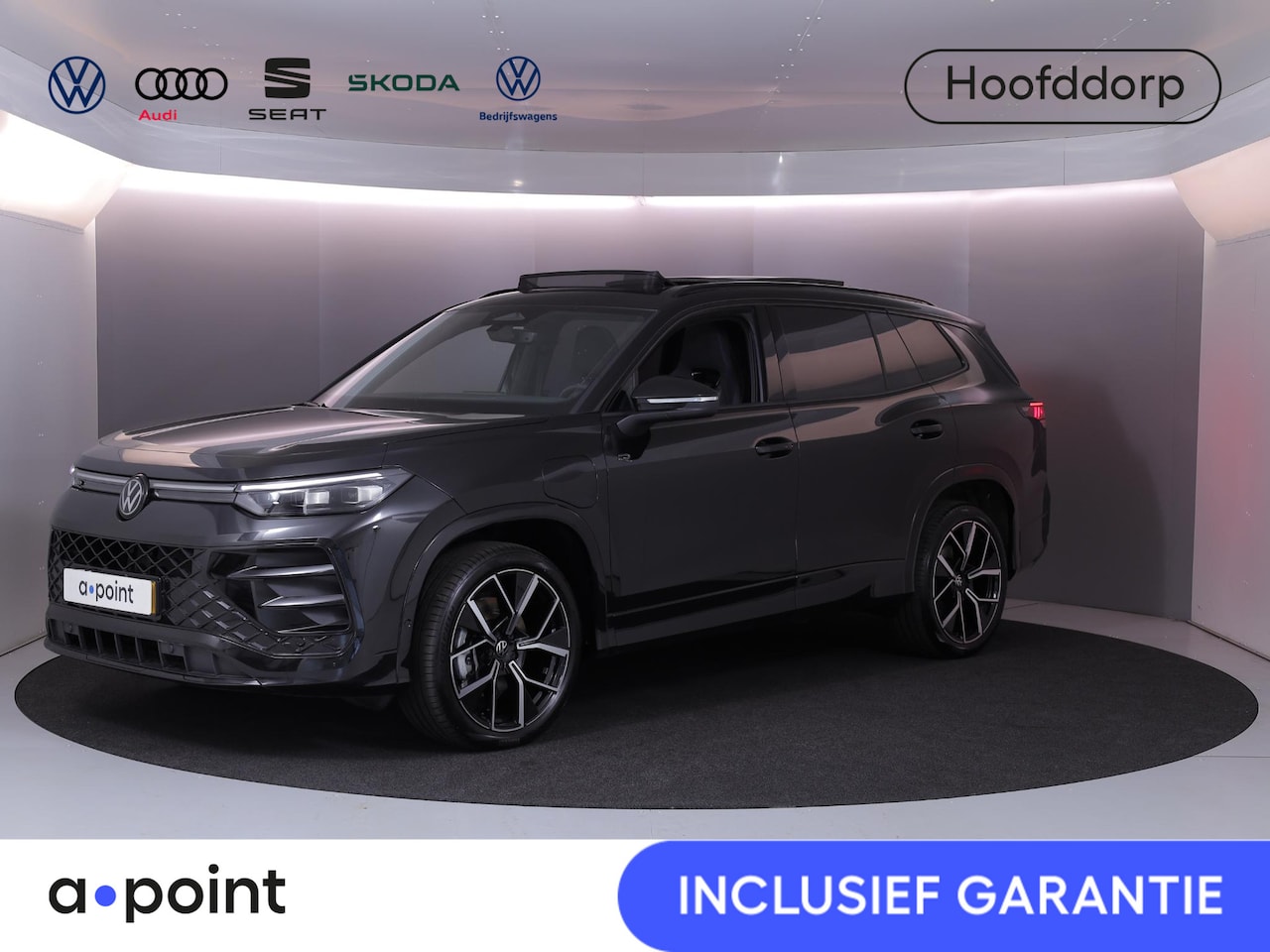 Volkswagen Tayron - 1.5 eHybrid R-Line Edition 204 pk Automaat (DSG) | Verlengde garantie | Navigatie | Panora - AutoWereld.nl