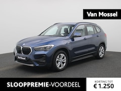 BMW X1 - xDrive25e Executive | HEAD UP DISPLAY | ACHTERUITRIJCAMERA | ELEKTRISCHE ACHTERKLEP | BLUE