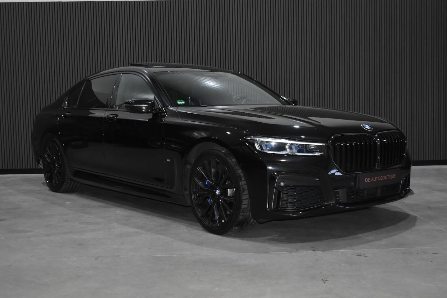 BMW 7-serie - 745Le High Exe M-Sport / Pano / 4WD Besturing / Softclose / 360 Camera - AutoWereld.nl