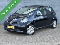 Toyota Aygo - 1.0-12V + Airco Nieuwe APK 5DRS