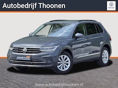 Volkswagen Tiguan - 1.4 TSI eHybrid Life | Trekhaak | Leer | Camera