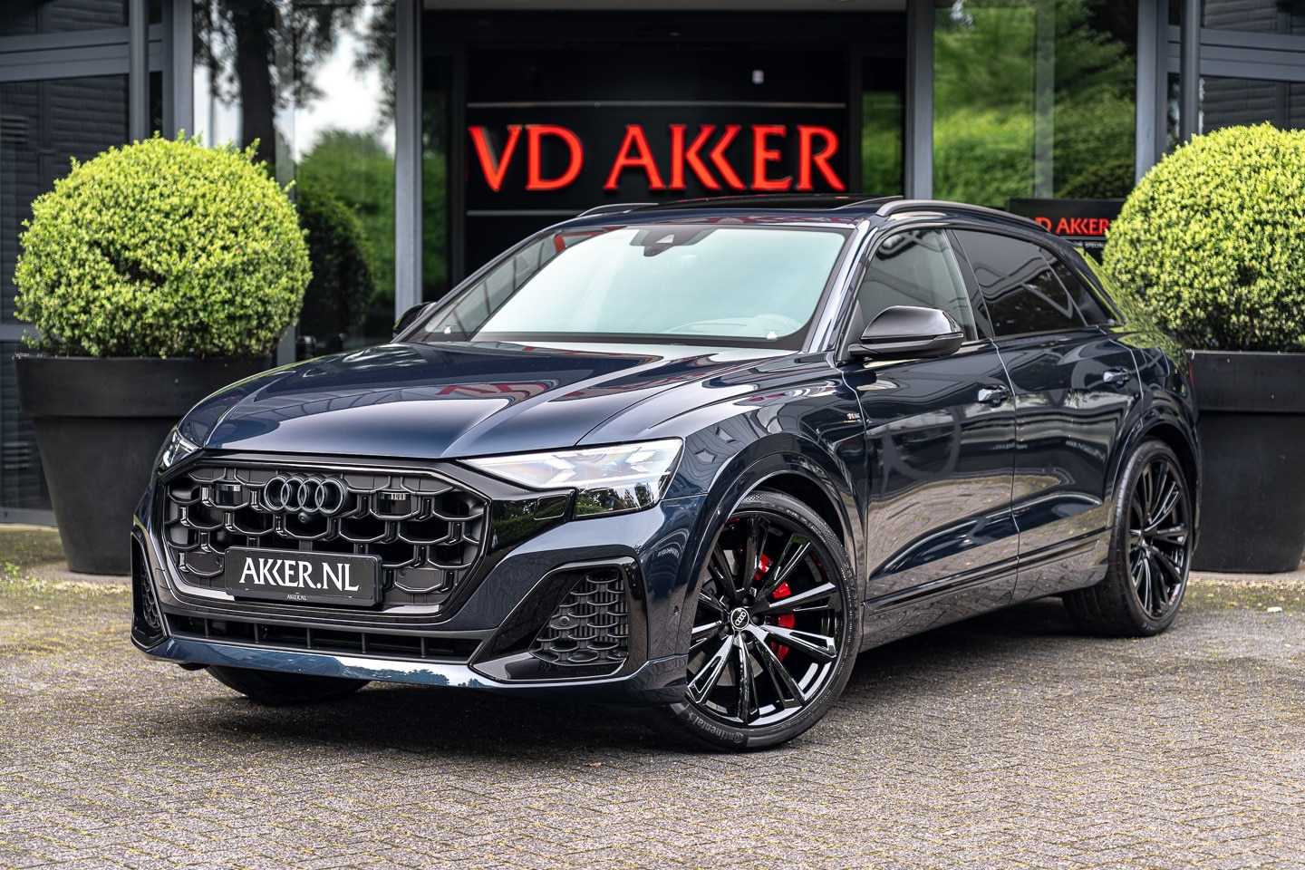 Audi Q8 - 60 TFSIe 4Wielsturing | Massage | Alc. Hemel | 360° Cam.| Lederpakket | 23 Inch - AutoWereld.nl