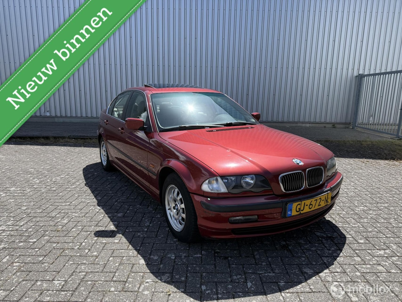 BMW 3-serie - 323i Executive 323i Executive, automaat - AutoWereld.nl