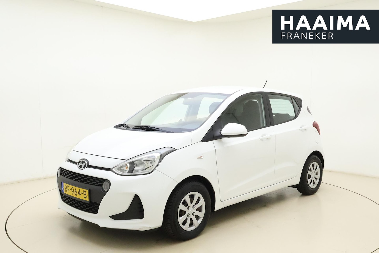 Hyundai i10 - 1.0i Comfort 67pk | Airco | Cruise Control | Trekhaak | 1e Eigenaar | Elektrische ramen | - AutoWereld.nl