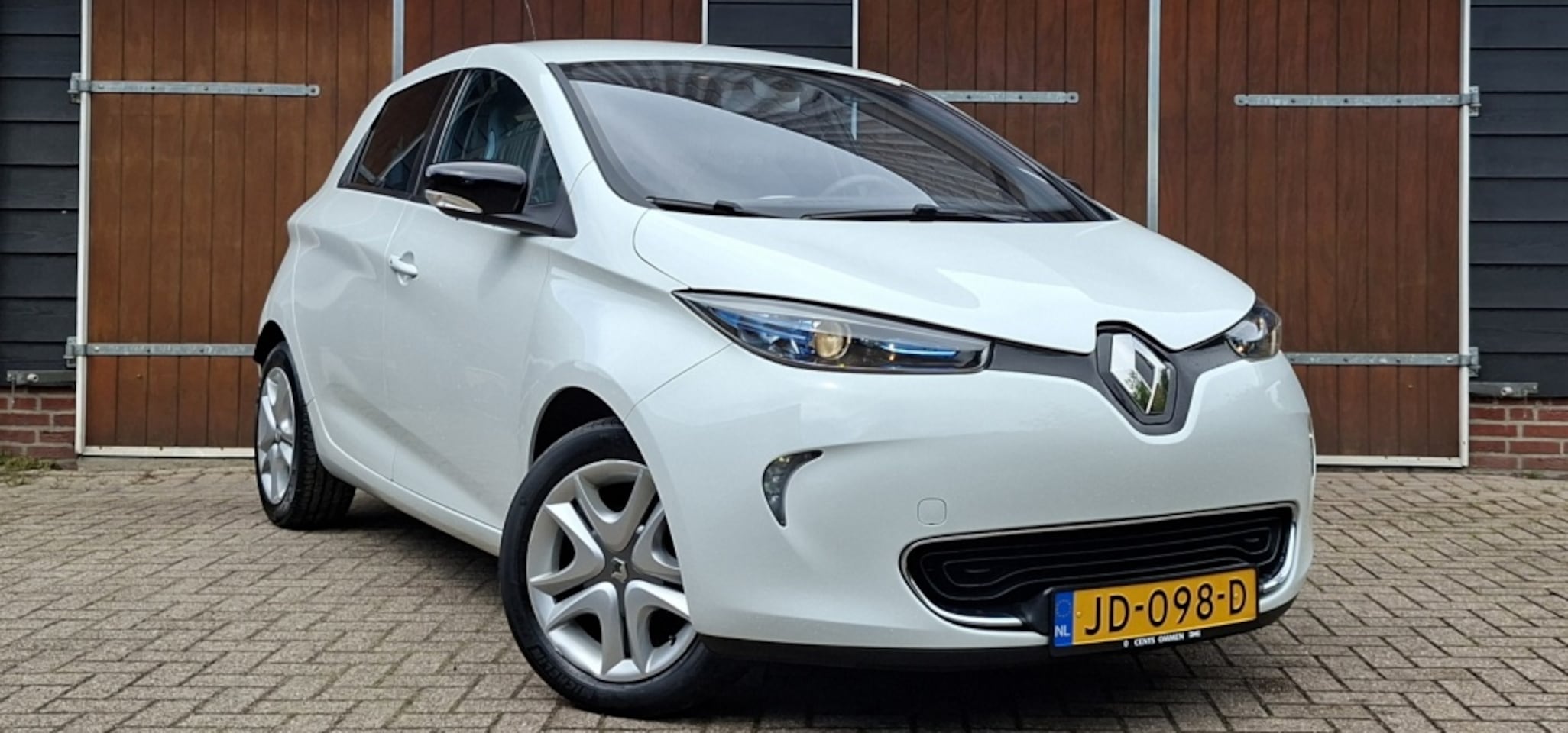 Renault Zoe - Q210 Zen QC 22 | Dealer onderhouden | Bluetooth | Nette auto | - AutoWereld.nl