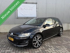 Volkswagen Golf - 1.4 TSI 140PK ACT Highline / LED koplampen / Stoelverwarming / PDC / 18inc / NAP