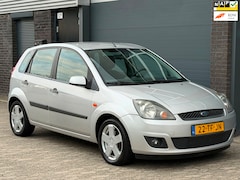 Ford Fiesta - 1.4-16V Futura Airco 5deurs Nieuw APK