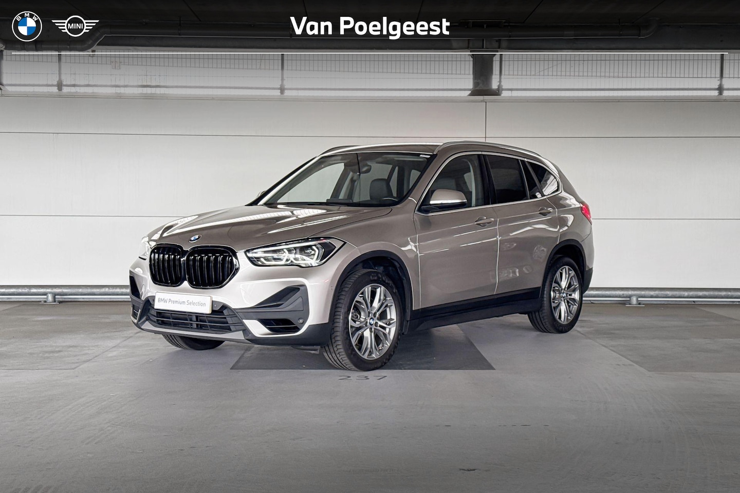 BMW X1 - sDrive20i High Executive sDrive20i High Executive - AutoWereld.nl