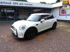 MINI 5-Deurs - 1.5 One Business Edition 5drs Navi./Apple Car Play/Airco/16"LMV/Parkeerhulp A/Sportstoelen