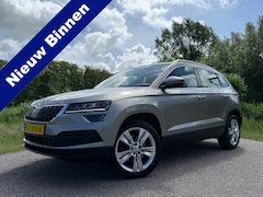 Skoda Karoq - 1.0 TSI Style Business Automaat | 1e Eigenaar | Camera | Apple CarPlay & Android Auto | Tr