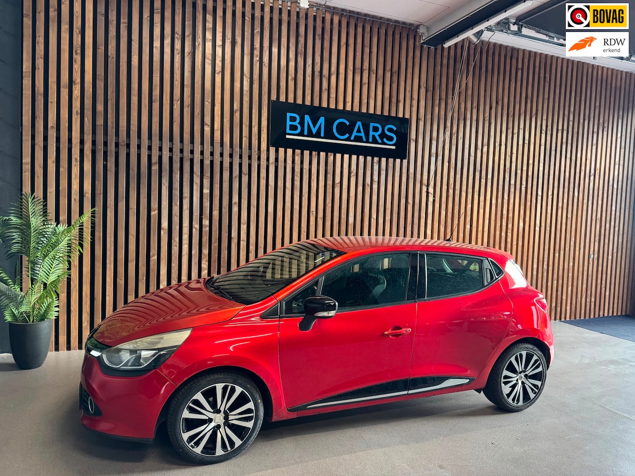 Renault Clio - 0.9 TCe Dynamique Pdc,Navigatie, Led - AutoWereld.nl