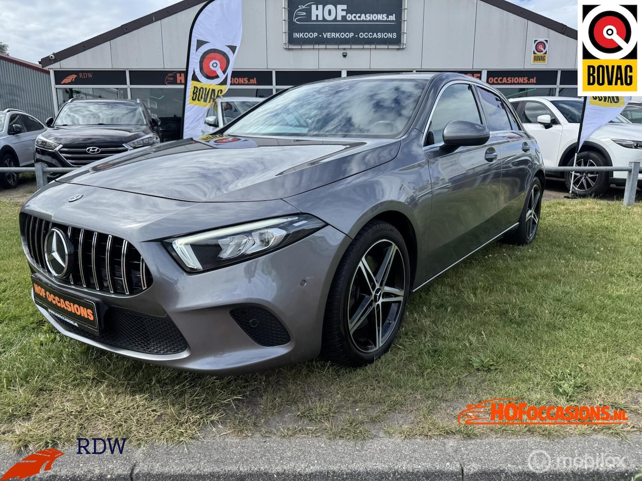 Mercedes-Benz A-klasse - 250 Premium SFEERVERLICHTING/WIDESCREEN/LEDER - AutoWereld.nl