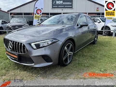 Mercedes-Benz A-klasse - 250 Premium SFEERVERLICHTING/WIDESCREEN/LEDER